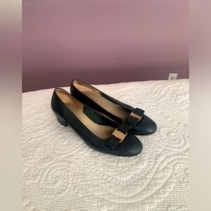 Salvatore Ferragamo used shoes 7,5 size